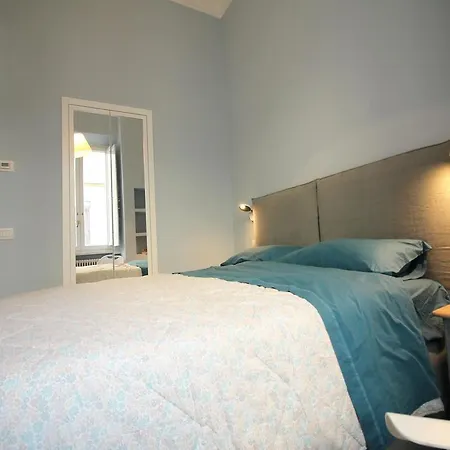 Colosseo Topnotch Apartman Róma